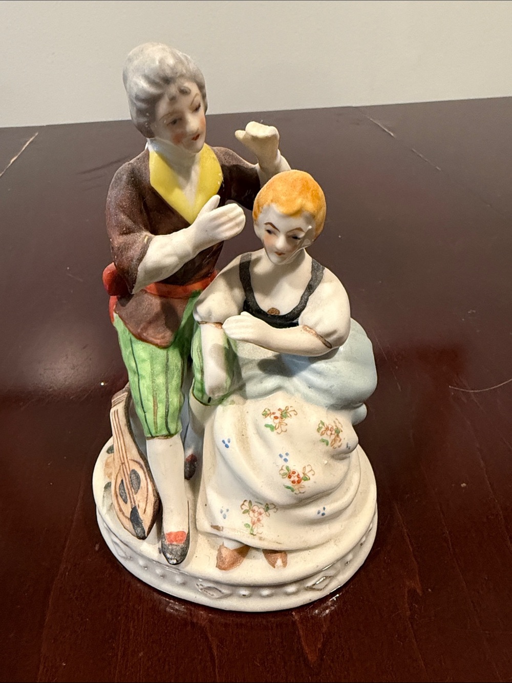 Vintage Japanese couple figurine